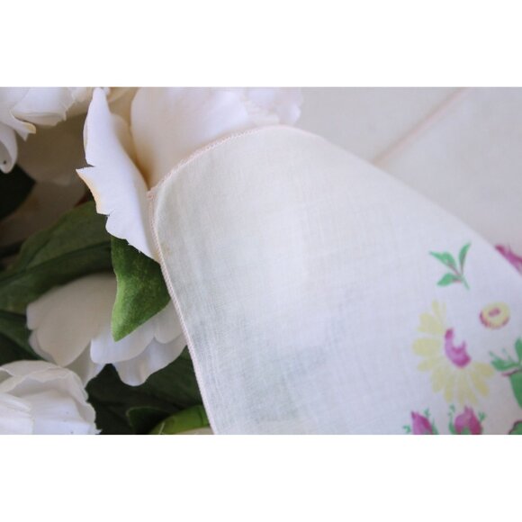 Vintage 1950s Cotton Handkerchief Floral Print, Pink Purple Roses Hankie - Picture 5 of 10